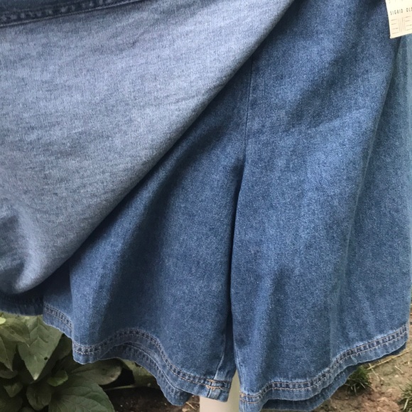 Denim “skort”-looks like a skirt from front - Picture 2 of 5